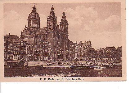 Ansichtkaart 	Amsterdam	Prins Hendrikkade & St Nicolaaskerk, Verzenden, 1940 tot 1960, Ongelopen, Noord-Holland