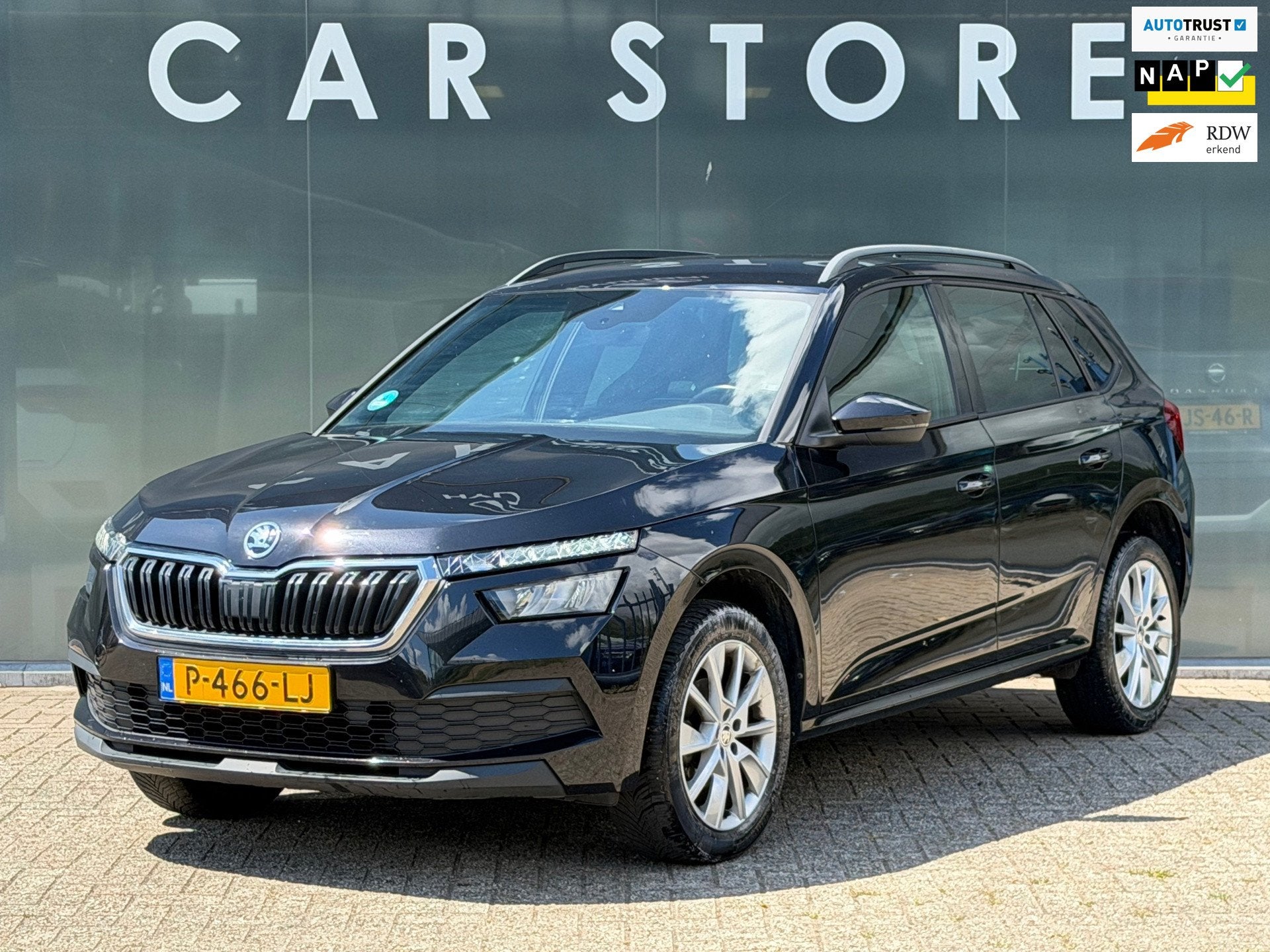Skoda Kamiq 1.0 TSI Sport Business Navigatie/Apple Carplay/C, Stof, Gebruikt, Zwart, Origineel Nederlands