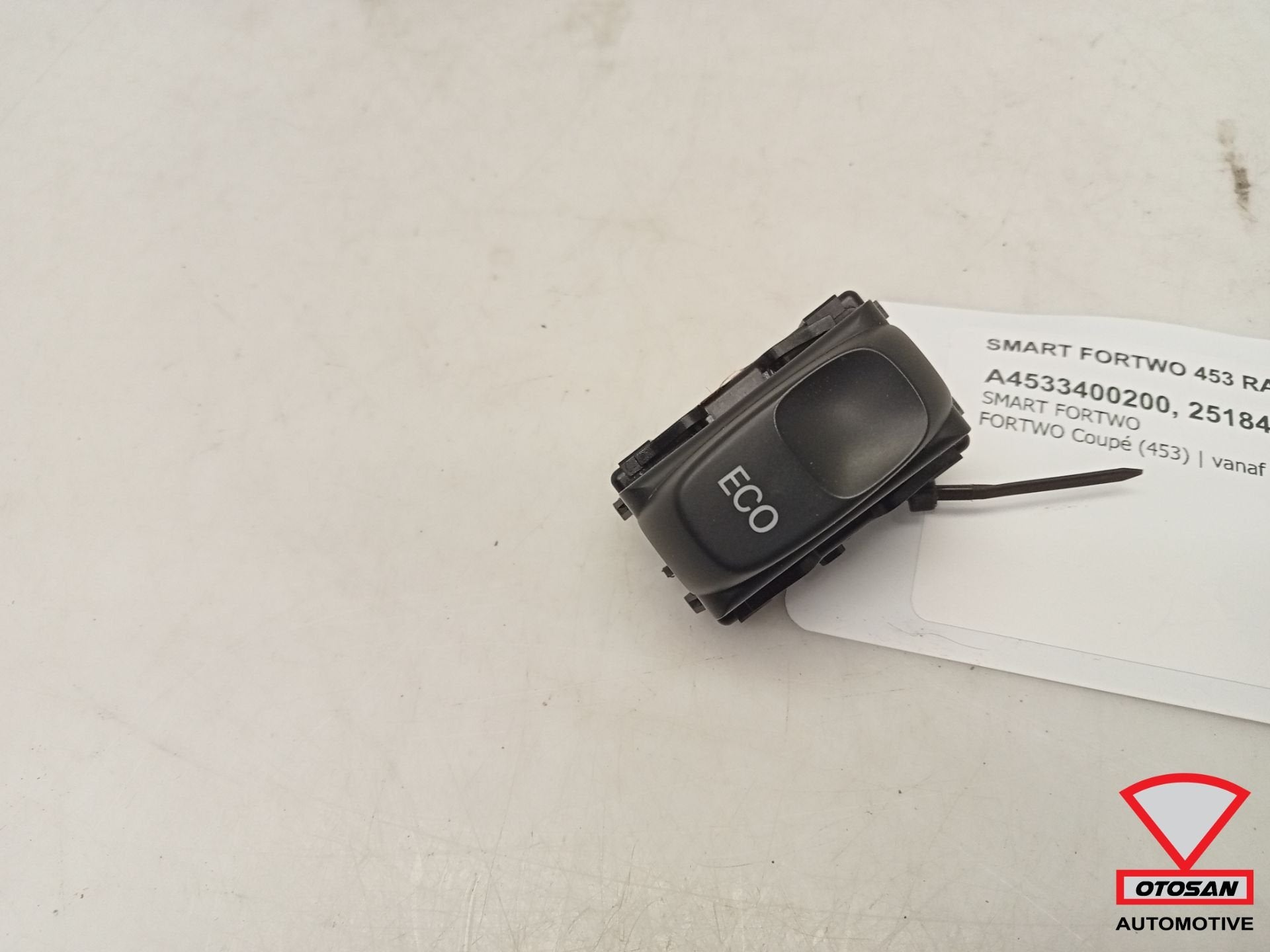 Smart Fortwo 453 Ranault Eco Schakelaar A4533400200 25184218, Gebruikt, Mercedes-Benz AG, Ophalen of Verzenden, Mercedesstrasse 120
70372  Stuttgart, DE