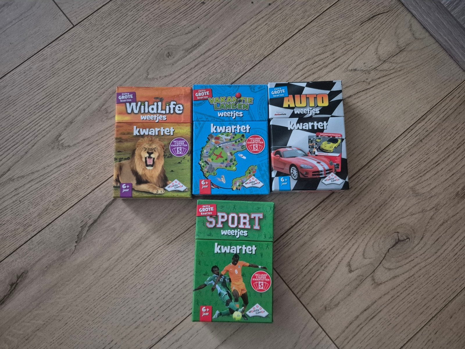 4x Grote Weetjes Kwartet: WildLife, Vakantie, Auto, Sport, Drie of vier spelers, Ophalen of Verzenden, Zo goed als nieuw, Grote Weetjes