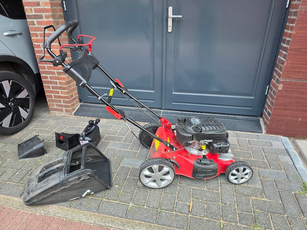 Te koop aangeboden: HVC 460SD 3-in-1 benzine grasmaaier., Tuin en Terras, Ophalen, Cirkelmaaier, Mulchfunctie, HVC