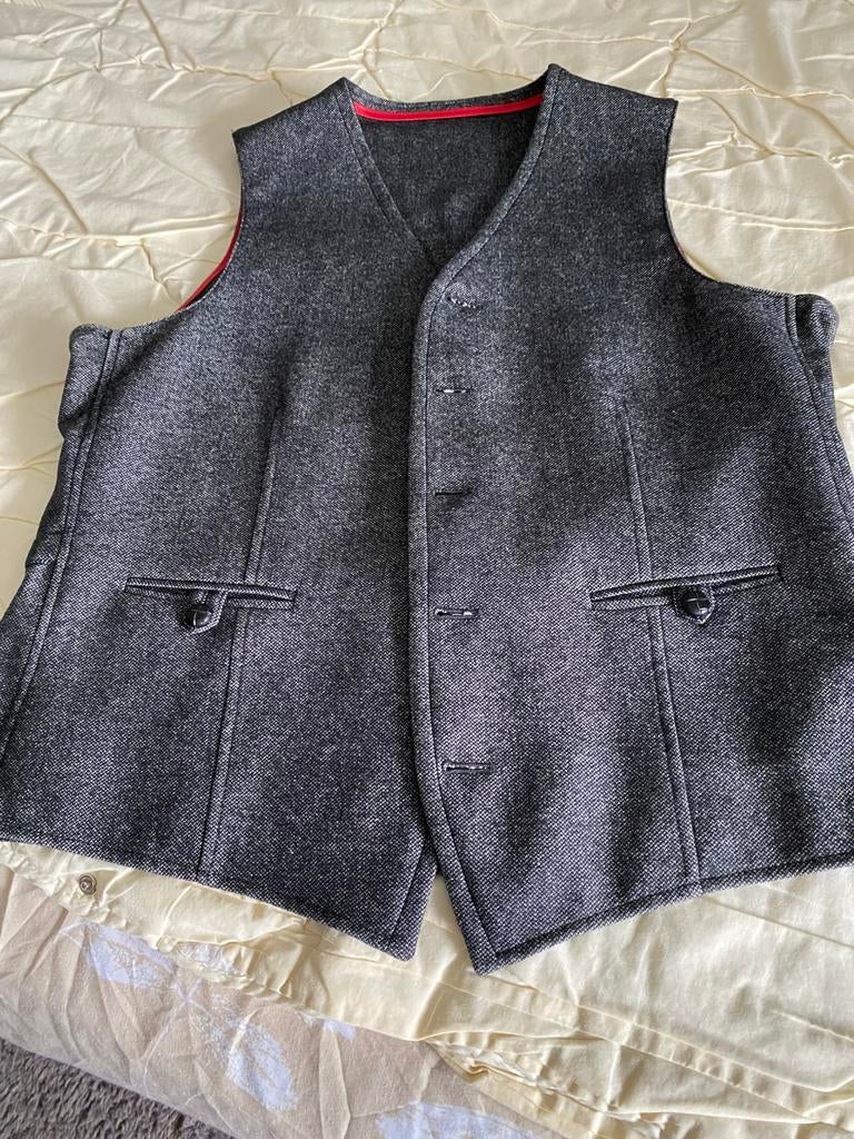 Giletje, Ophalen of Verzenden, Zo goed als nieuw, Maat 46/48 (XL) of groter, Grijs