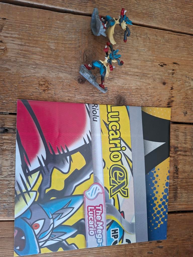2 Lucario poppetjes en 1 poster, Ophalen of Verzenden, Nieuw