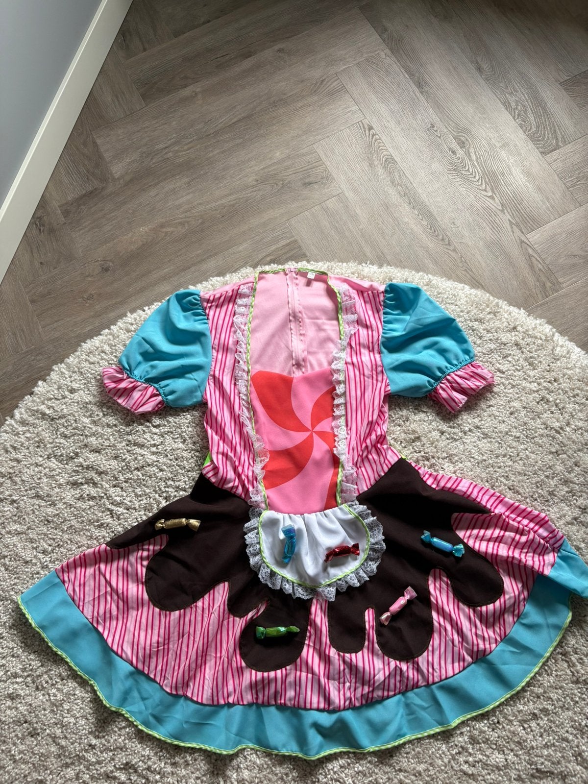 Toffee / snoepjes jurk, Ophalen of Verzenden, Zo goed als nieuw, Maat 42/44 (L), Carnaval