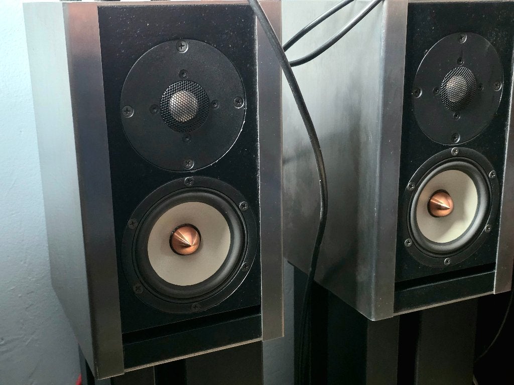 HATT SE MK1 €750 + Soundstyle Z1 stands €120 ook apart koop, Audio, Tv en Foto, Gebruikt, 120 tot 150 watt, Basreflex, Boekenplank luidspreker