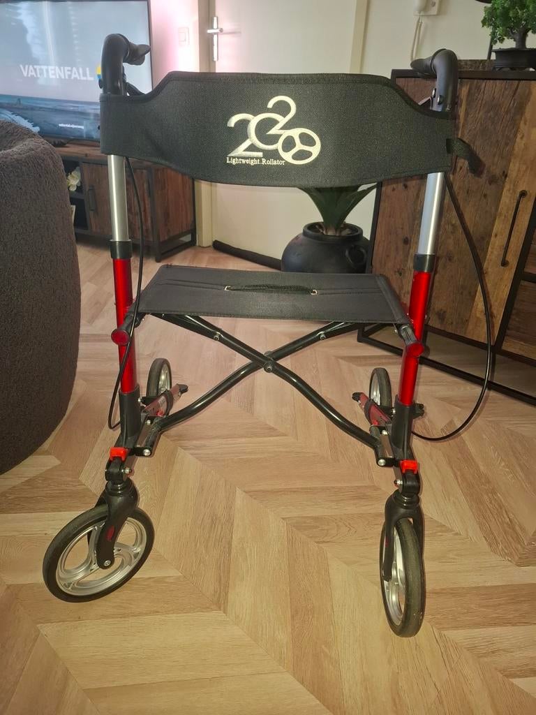Rollator, Ophalen, Lichtgewicht