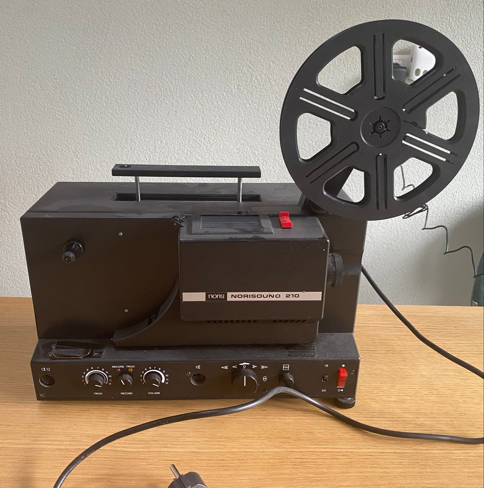 Noris Norisound 210 Super 8 Filmprojector met Geluid, Ophalen of Verzenden, Gebruikt, Overige typen