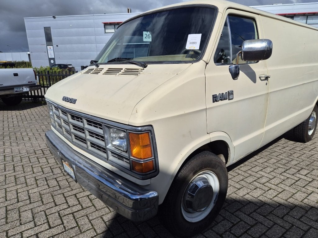 1986 oldtimer V8 Dodge Ram B350 Van, INCLUSIEF 21% BTW, foto 3