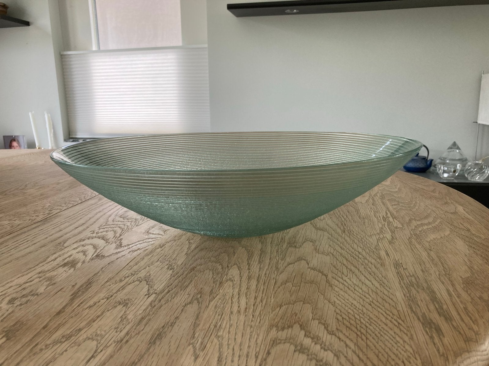 Grote glazen schaal met ribbelpatroon, Ophalen, Schaal, Rond, Glas