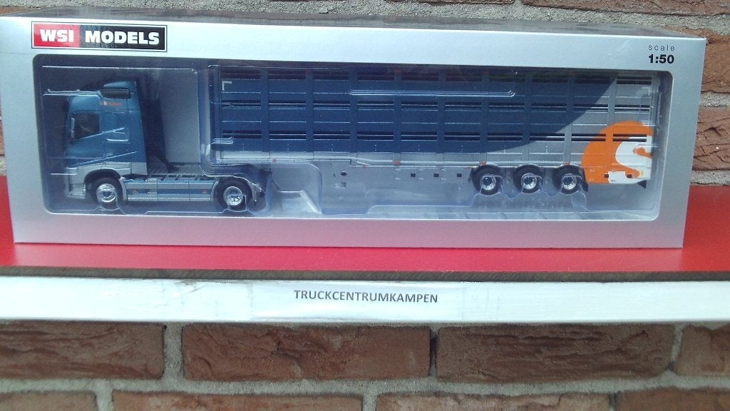 WSI  Volvo  FH4  Globetrotter  van  Schuttert., Hobby en Vrije tijd, Ophalen of Verzenden, Nieuw, Bus of Vrachtwagen, Wsi