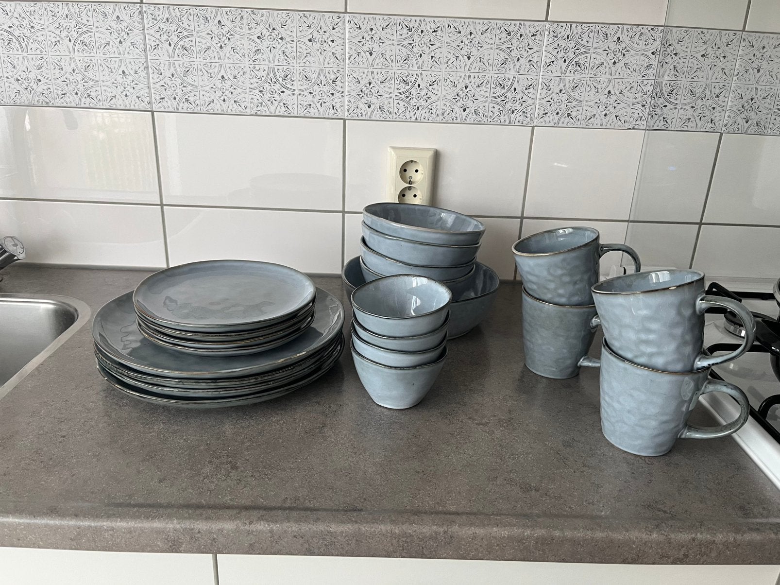 Complete servies set - xenos (alles of niks), Ophalen