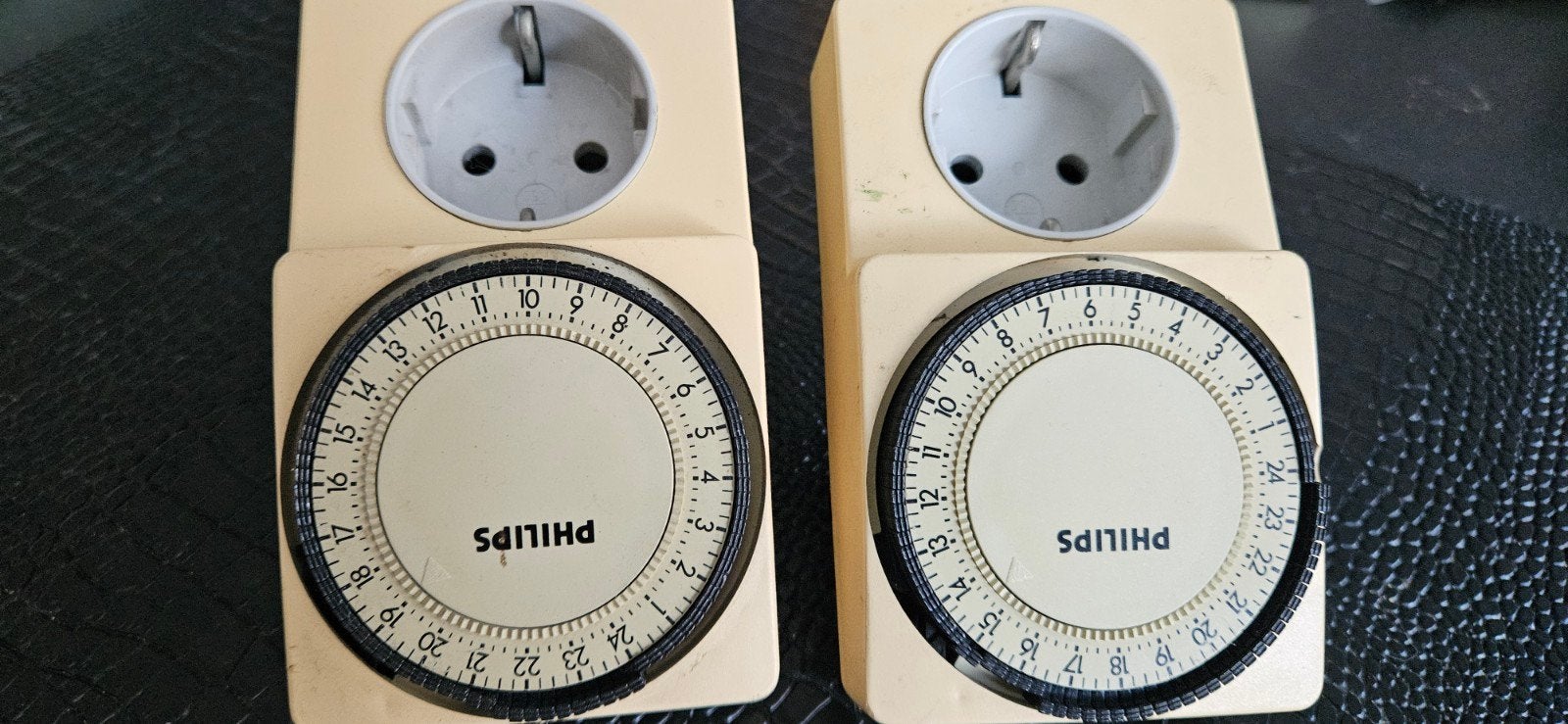 Philips HR 5060 tijdschakelaars (2 stuks), Ophalen of Verzenden, Gebruikt