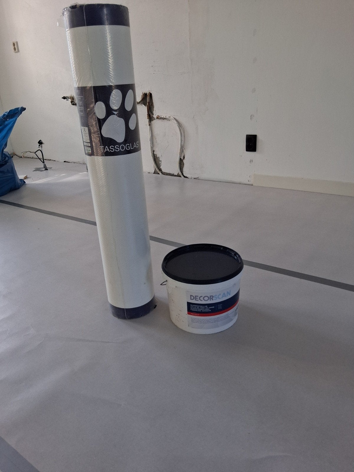 Glasvezelbehang met Emer lijm - Nieuw en ongebruikt, Overige materialen, Overige typen, Nieuw, Ophalen of Verzenden