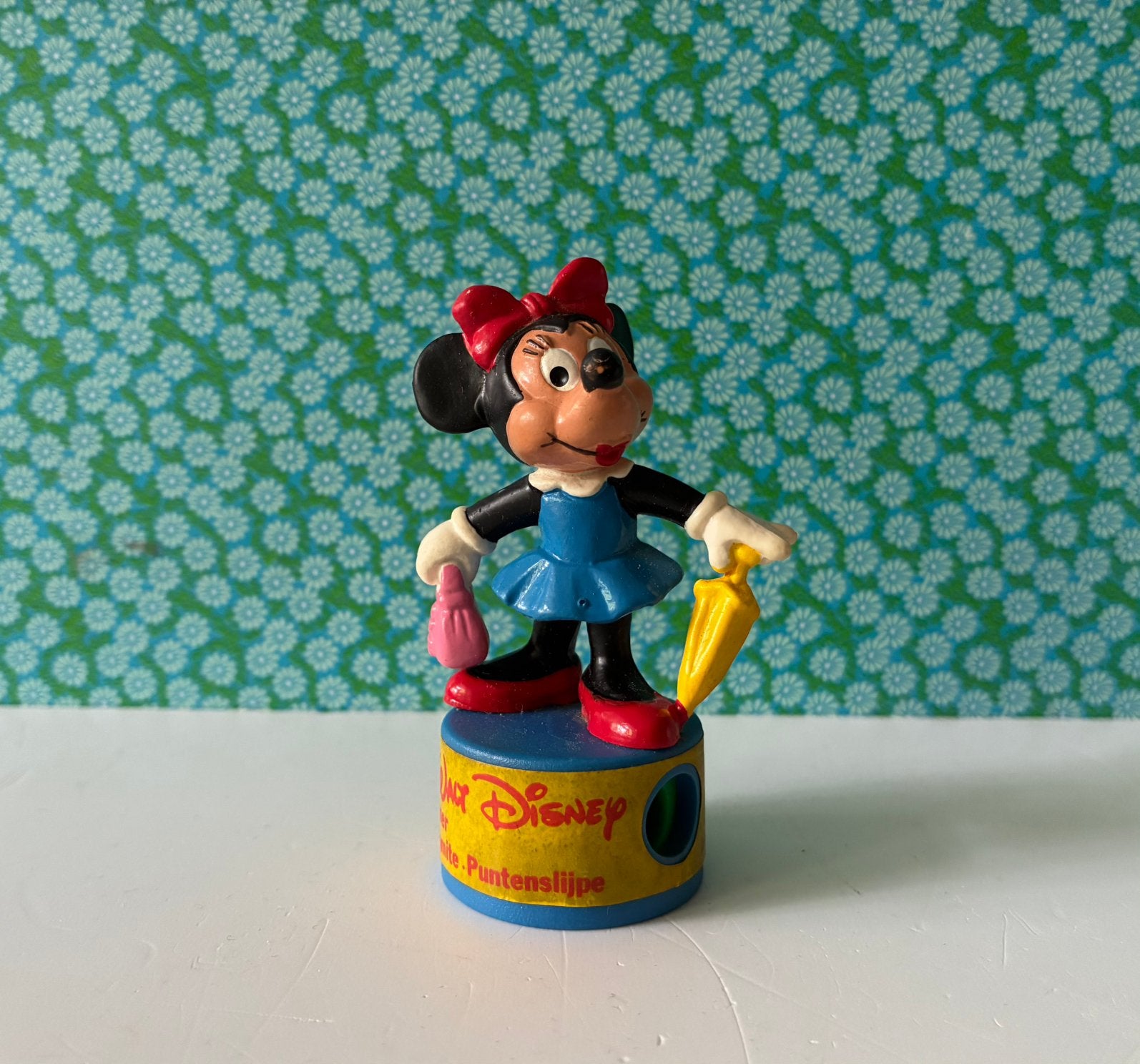 Vintage Bully Minni Mouse puntenslijper, Gebruikt, Overige typen, Overige figuren, Ophalen of Verzenden