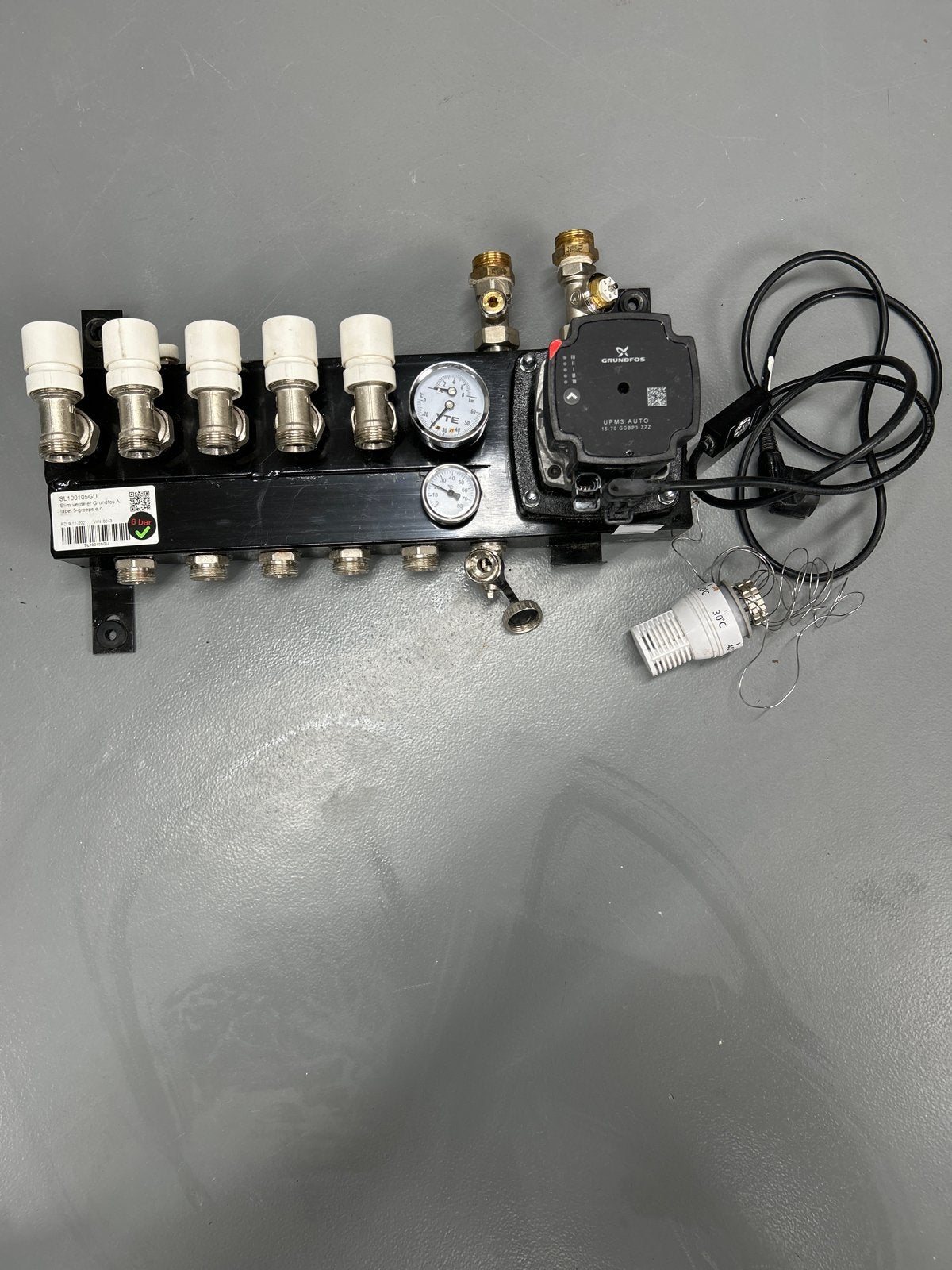 Grundfos UPM3 AUTO 15-70 GGB P3 ZZZ vloerverwarming verdeler, Doe-het-zelf en Verbouw, Ophalen, Gebruikt, Minder dan 30 cm, Hoog rendement (Hr)