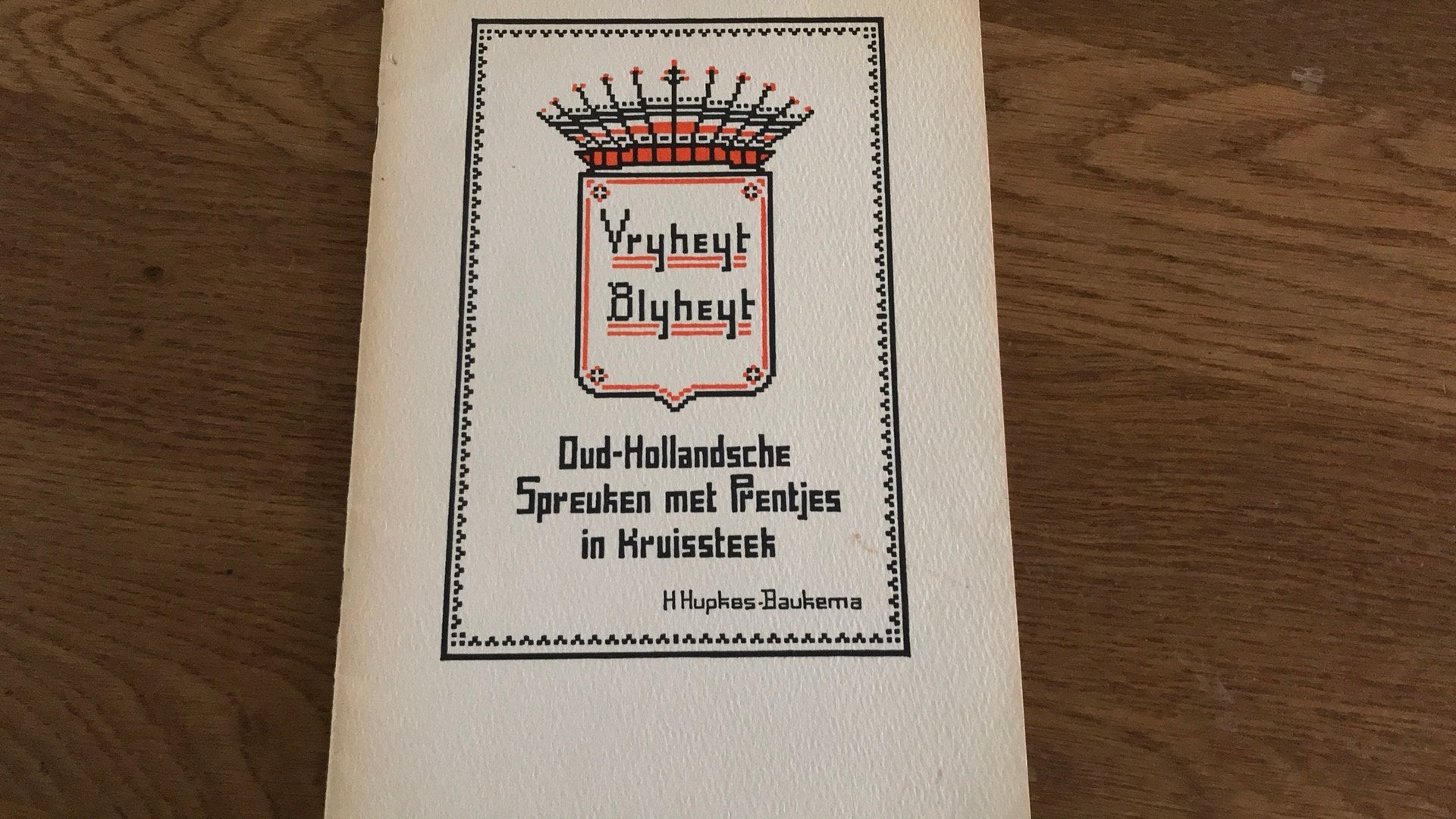 Oud hollandse spreuken met prentjes in kruissteek , borduren, Ophalen of Verzenden, Gebruikt, Patroon