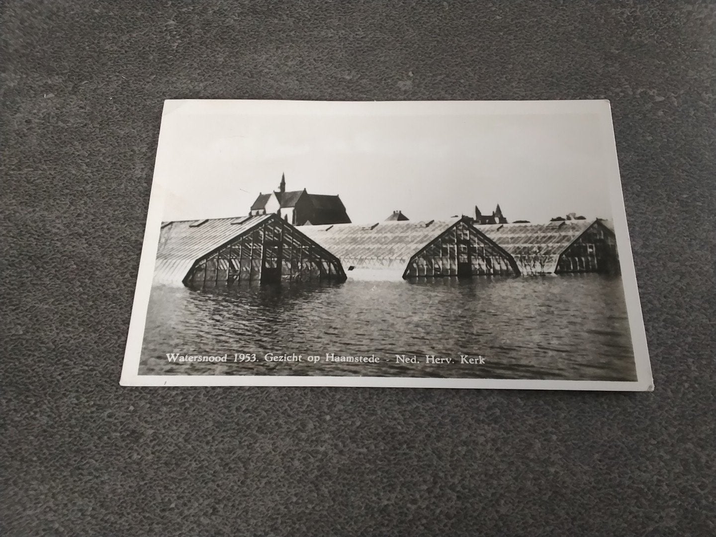 Haamstede Watersnood met kassen op de voorgrond 1954, Verzamelen, Ansichtkaarten | Nederland, Ophalen of Verzenden, 1940 tot 1960
