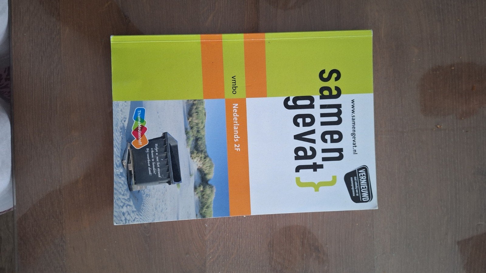Samengevat Nederlands 2F VMBO - Examenvoorbereiding, Boeken, Schoolboeken, Ophalen of Verzenden, Zo goed als nieuw, Nederlands
