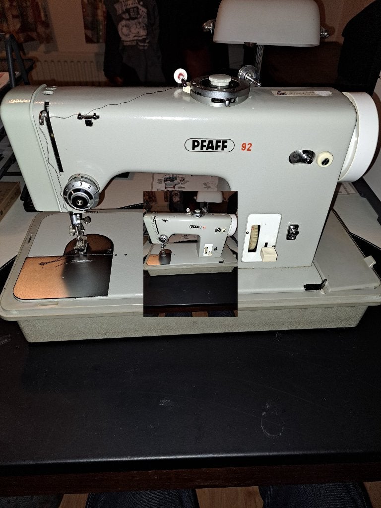 PFAFF 92 Naaimachine, Ophalen, Gebruikt, Naaimachine, Pfaff