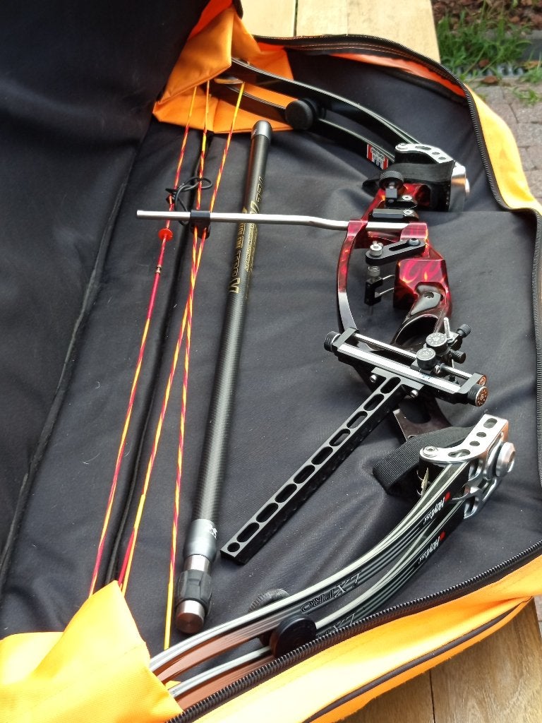 koopje rh hoyt protec 40-50 pond  28-32 treklengte, Ophalen of Verzenden, Zo goed als nieuw, Compoundboog