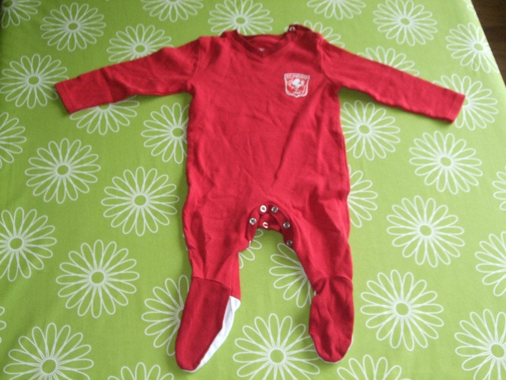 FC Twente baby pyjama met voetjes 12-18 maanden, Ophalen of Verzenden, Zo goed als nieuw, F.C. Twente, Overige typen