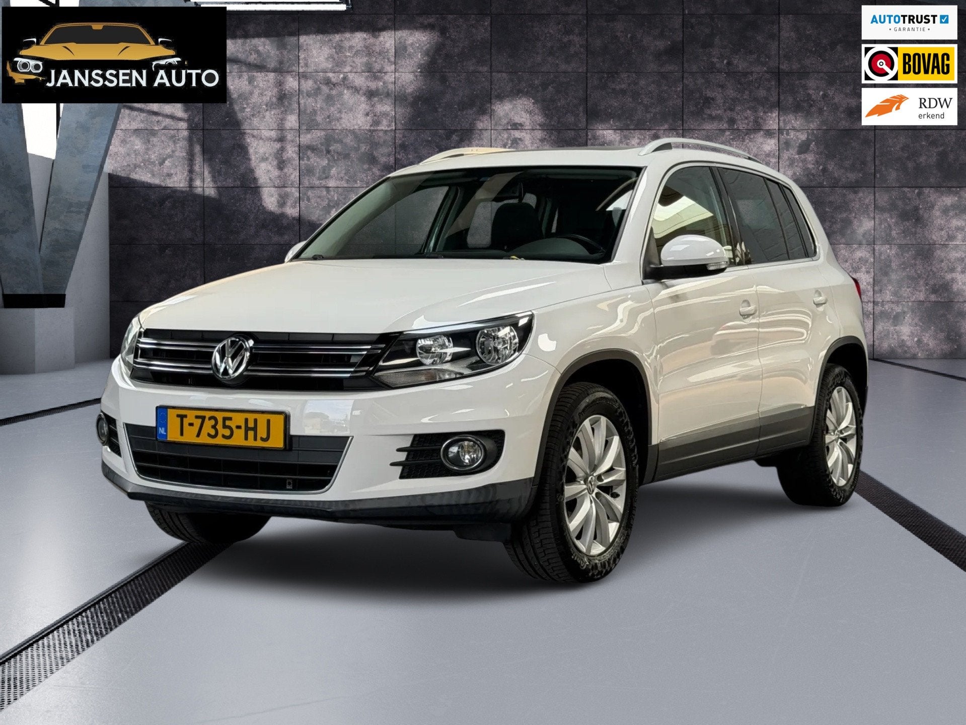Volkswagen Tiguan 1.4 TSI Comfort&Design | Pano | Navi | Cli, Auto's, Voorwielaandrijving, Euro 5, 15 km/l, Gebruikt