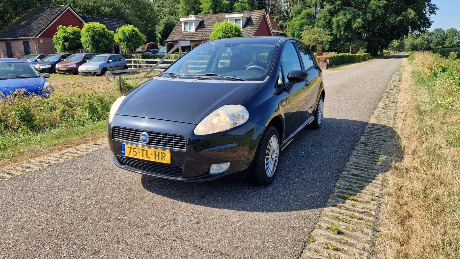 Fiat Punto 1.2 5DR 2006 Zwart, 1005 kg, Stof, 40 €/maand, 1242 cc