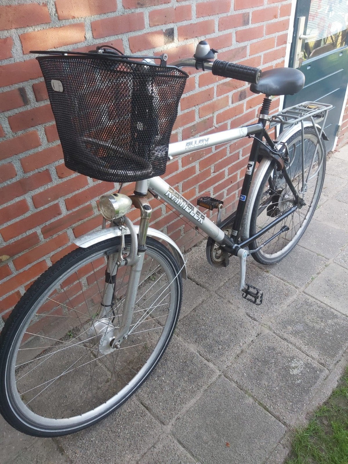 Herenfiets met mand en bagagedrager, Gebruikt, Velgrem, Versnellingen, 50 tot 53 cm