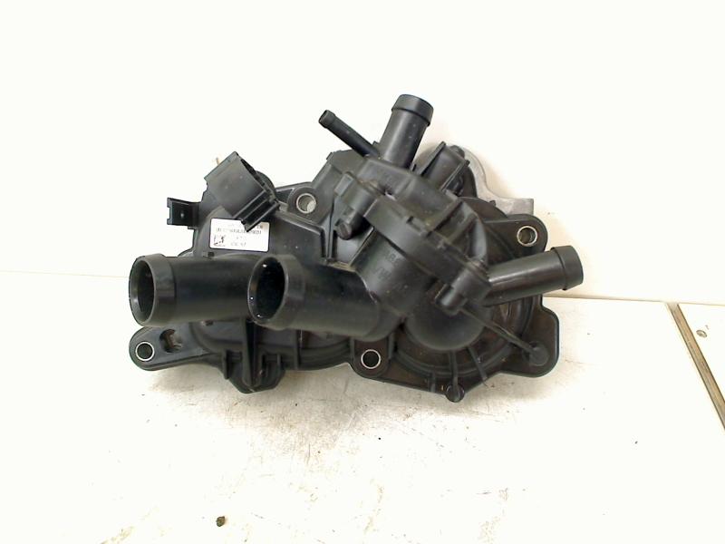 Thermostaathuis Volkswagen Golf VII (AUA) 2016 04E121042A, Auto-onderdelen, Elektronica en Kabels, Volkswagen, Gebruikt