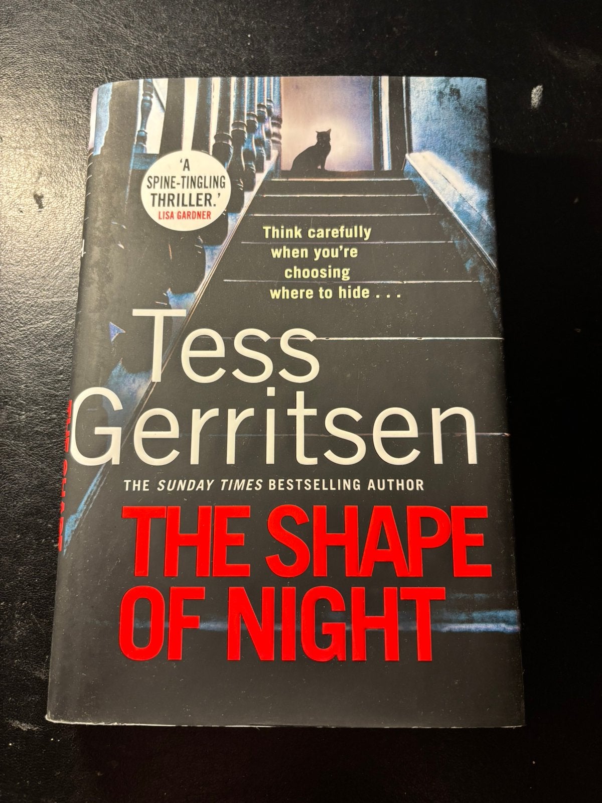 The Shape of Night - Tess Gerritsen, Ophalen of Verzenden, Zo goed als nieuw