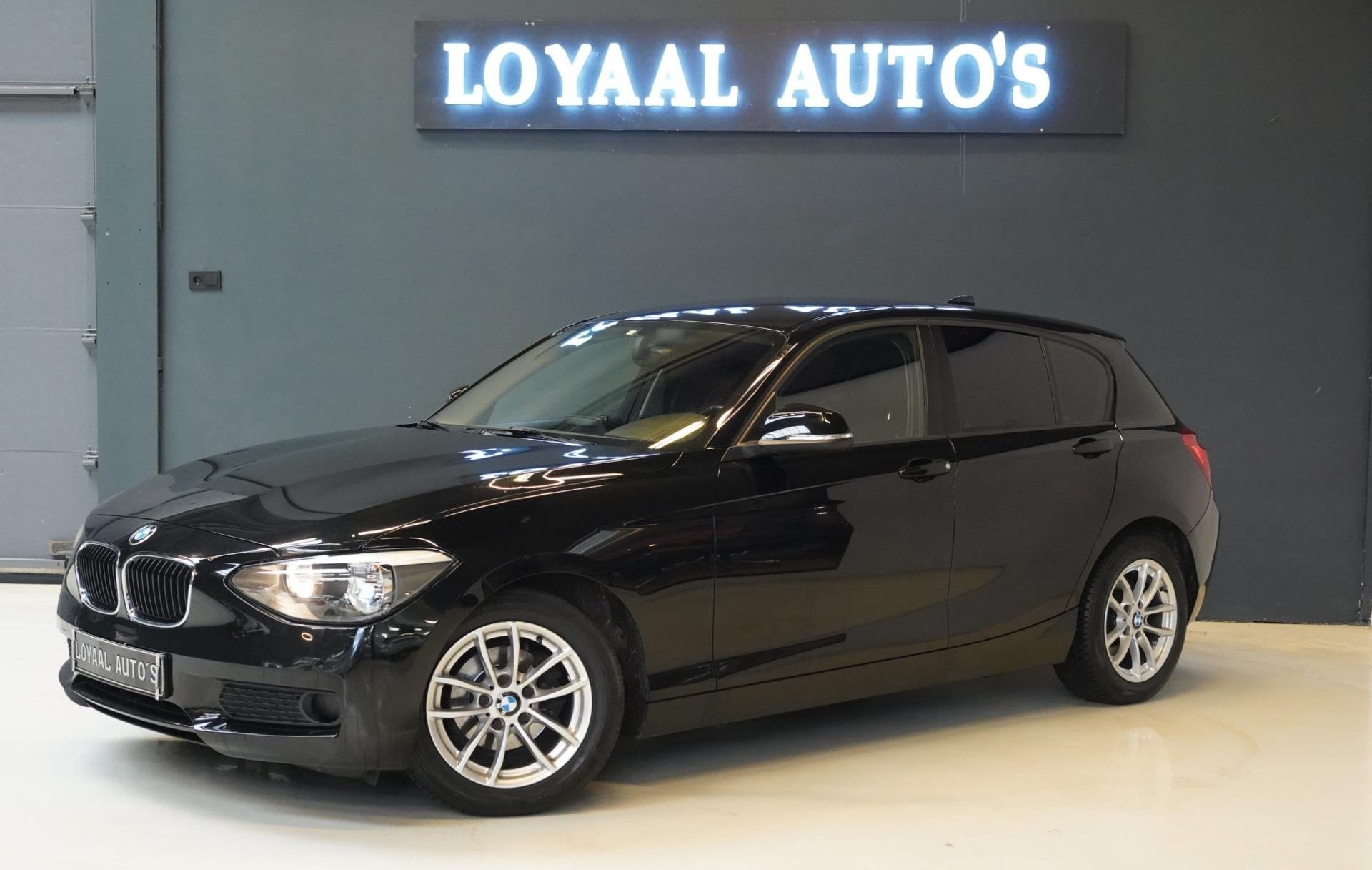 BMW 1-serie 114i EDE | AIRCO | CRUISE | STOEL.VERW | ELEK.RA, 1-Serie, Gebruikt, 4 cilinders, Met garantie (alle)