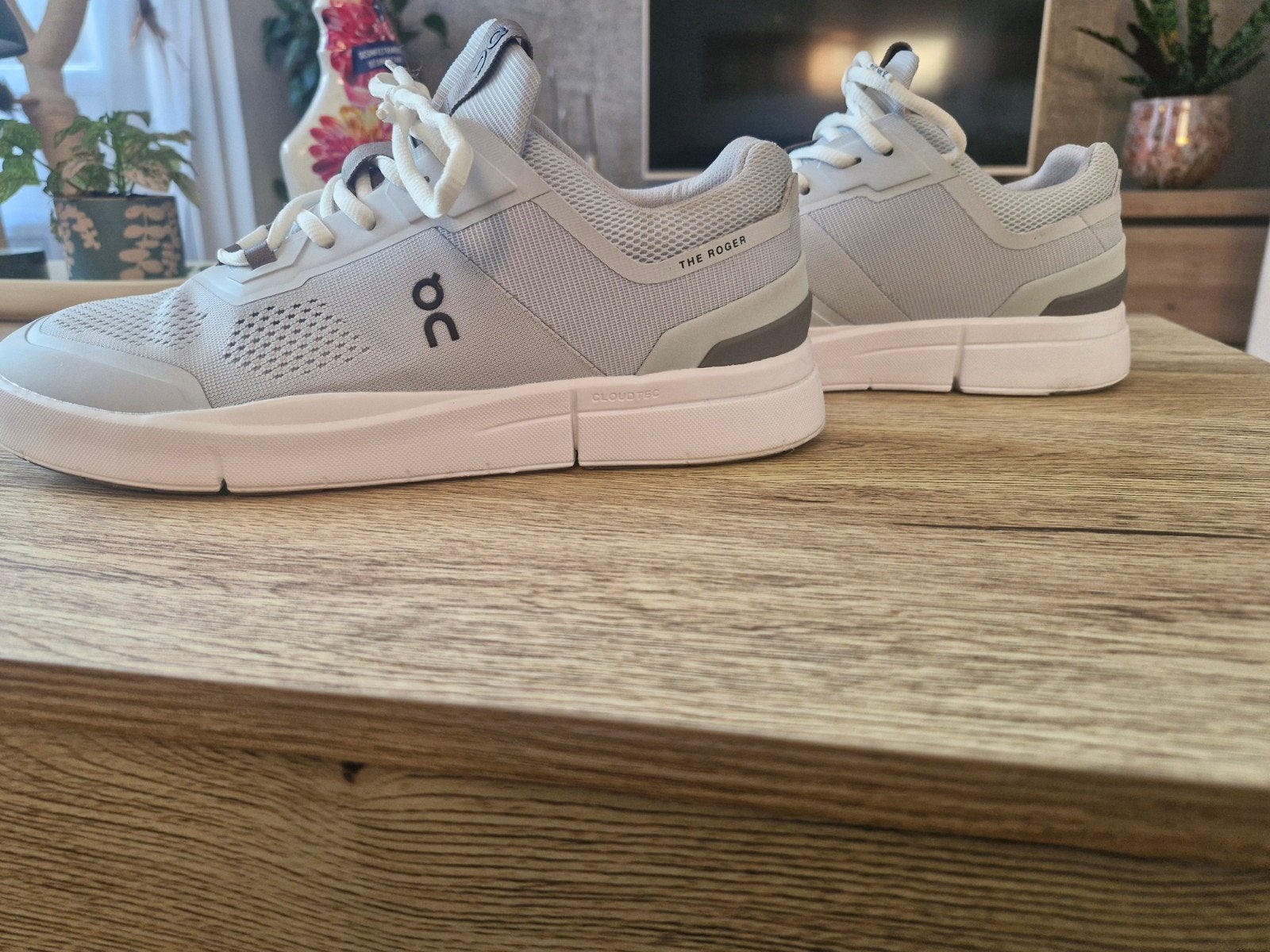 On Cloud 42 sneakers - Zo goed als nieuw, On Cloud, Ophalen of Verzenden, Sneakers of Gympen, Zo goed als nieuw