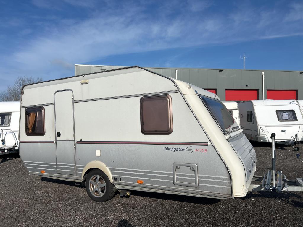 Kip Navigator 44 TDB VLOERVERWARMING, MOVER, Caravans en Kamperen, Standaardzit, Kip, A.G. Bellstraat 4 7903 AD Hoogeveen, Bedrijf
