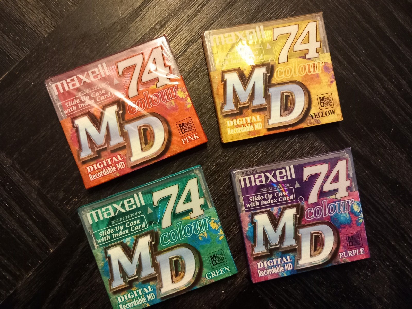 Maxell 74 Colour MD Digital Recordable MiniDiscs (4 stuks), 2 t/m 25 bandjes, Overige genres, Onbekend, Ophalen of Verzenden