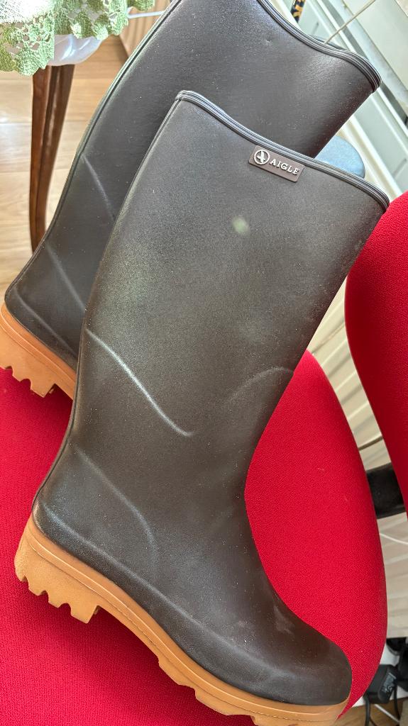 Regenlaarzen Aigle, bruin, gevoerd maat 43, zagen PRIJS 30 E, Kleding | Heren, Bruin, Ophalen of Verzenden, Regenlaarzen, Zo goed als nieuw