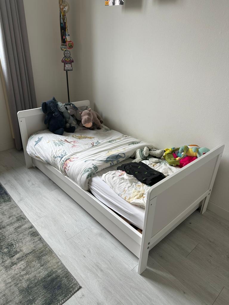 Petite Amelie meegroeibed en kledingkast, Ophalen, Gebruikt, Overige typen