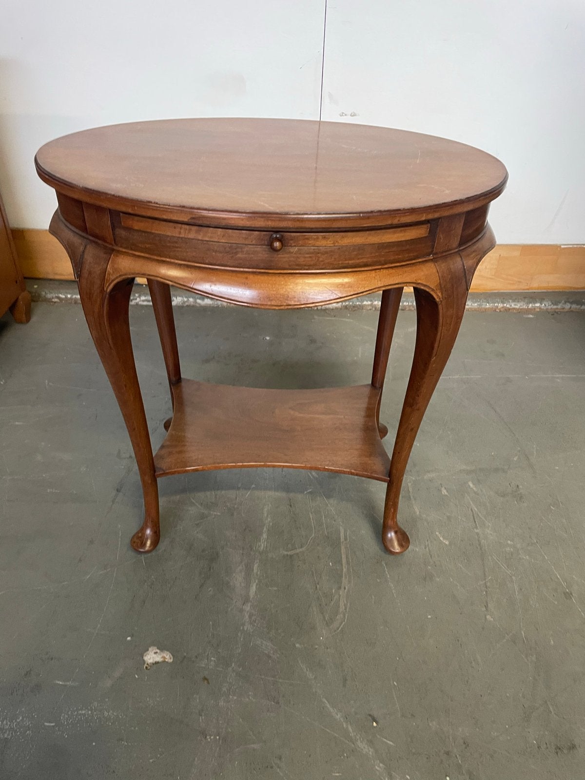 Antieke bijzettafel met lade en plank, Ophalen of Verzenden