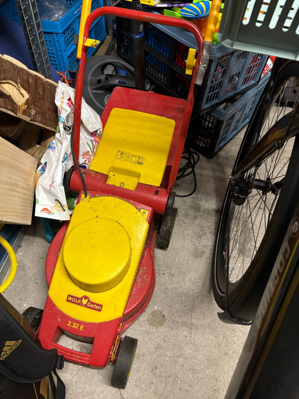 Grasmaaier en verticuteermachine - gratis op te halen, Tuin en Terras, Ophalen, Gebruikt, Elektrische grasmaaier