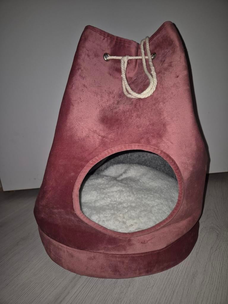 Slaaphuisje kat, Ophalen of Verzenden, Zo goed als nieuw