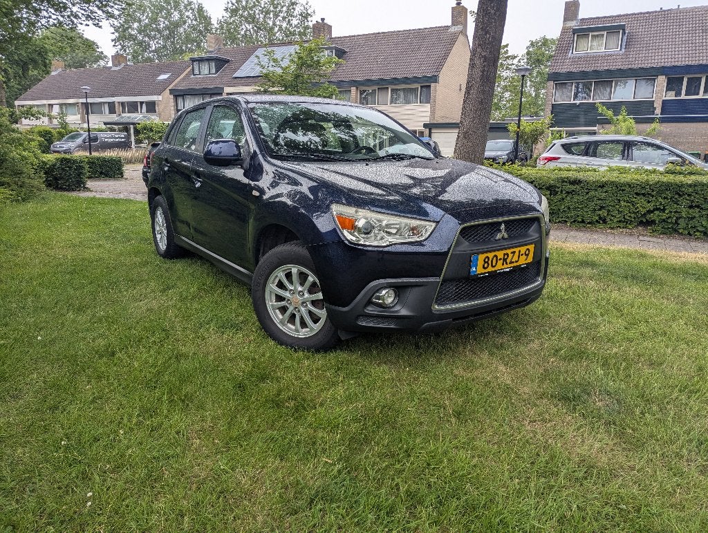 Mitsubishi ASX - 1.6 benzine 2011 | Airco | Trekhaak | C.C, Voorwielaandrijving, Euro 5, Stof, Zwart