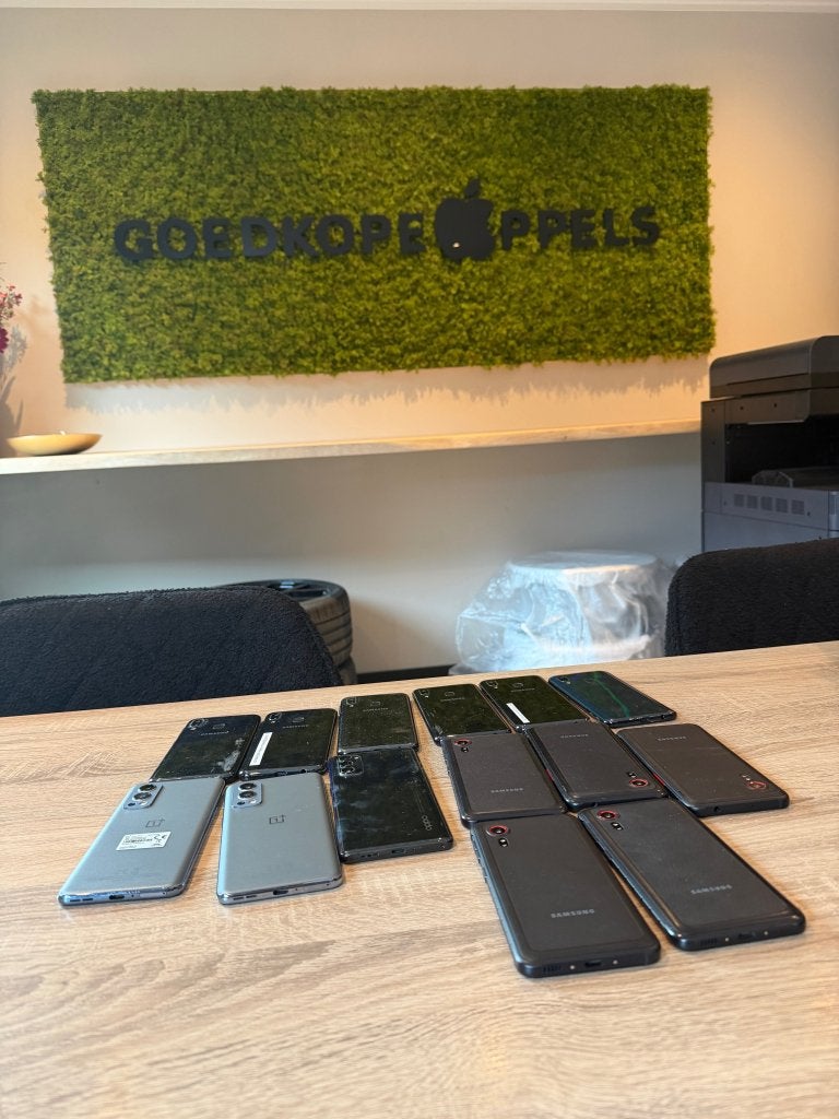 Partij Samsung | OPPO | One Plus |  31 stuks, Telecommunicatie, Ophalen, Samsung, Store.nl@samsung.com, Evert van de Beekstraat, 310, Schipho