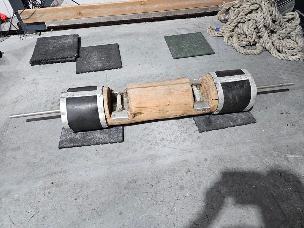 Log lift / Boomstam strongman met schijven, Ophalen of Verzenden, Gebruikt, Rug, Overige typen