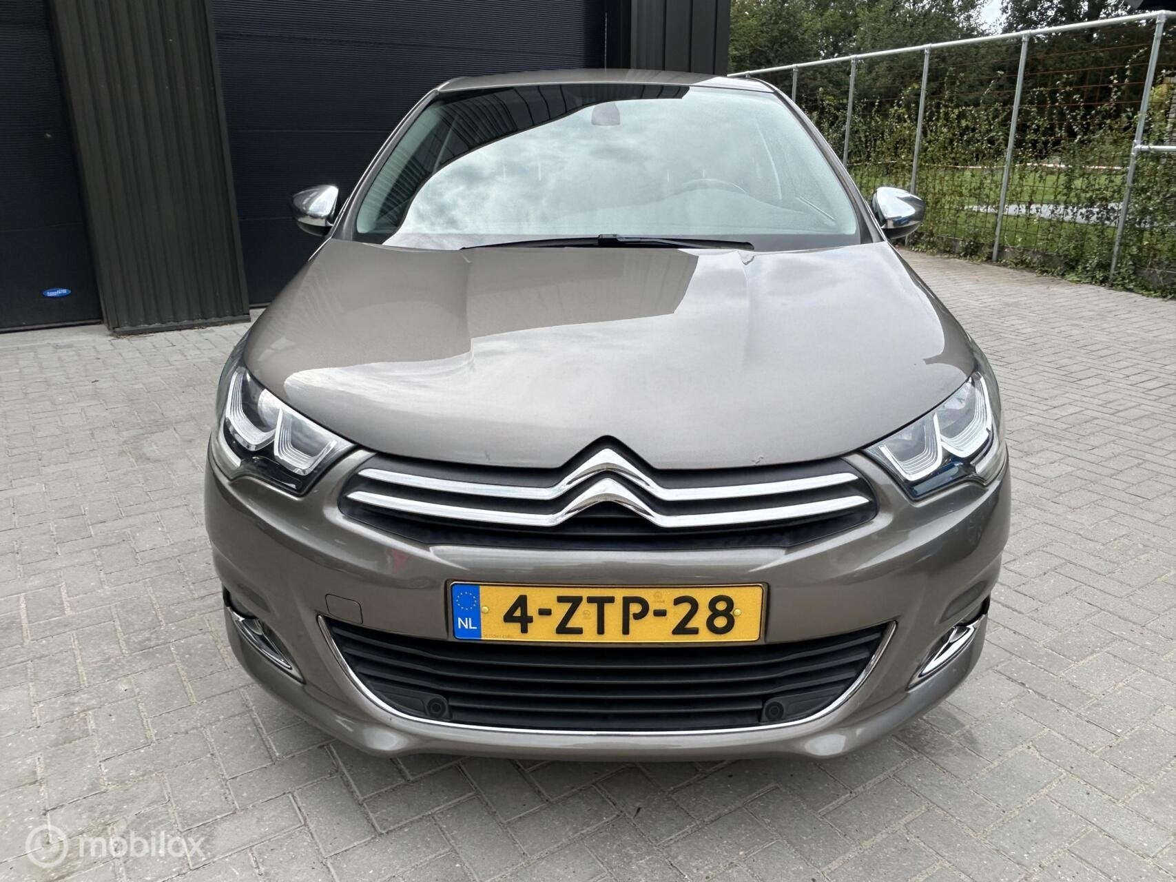 Foto 7 van Citroen C4 1.2 T 130 Pk Feel Collection