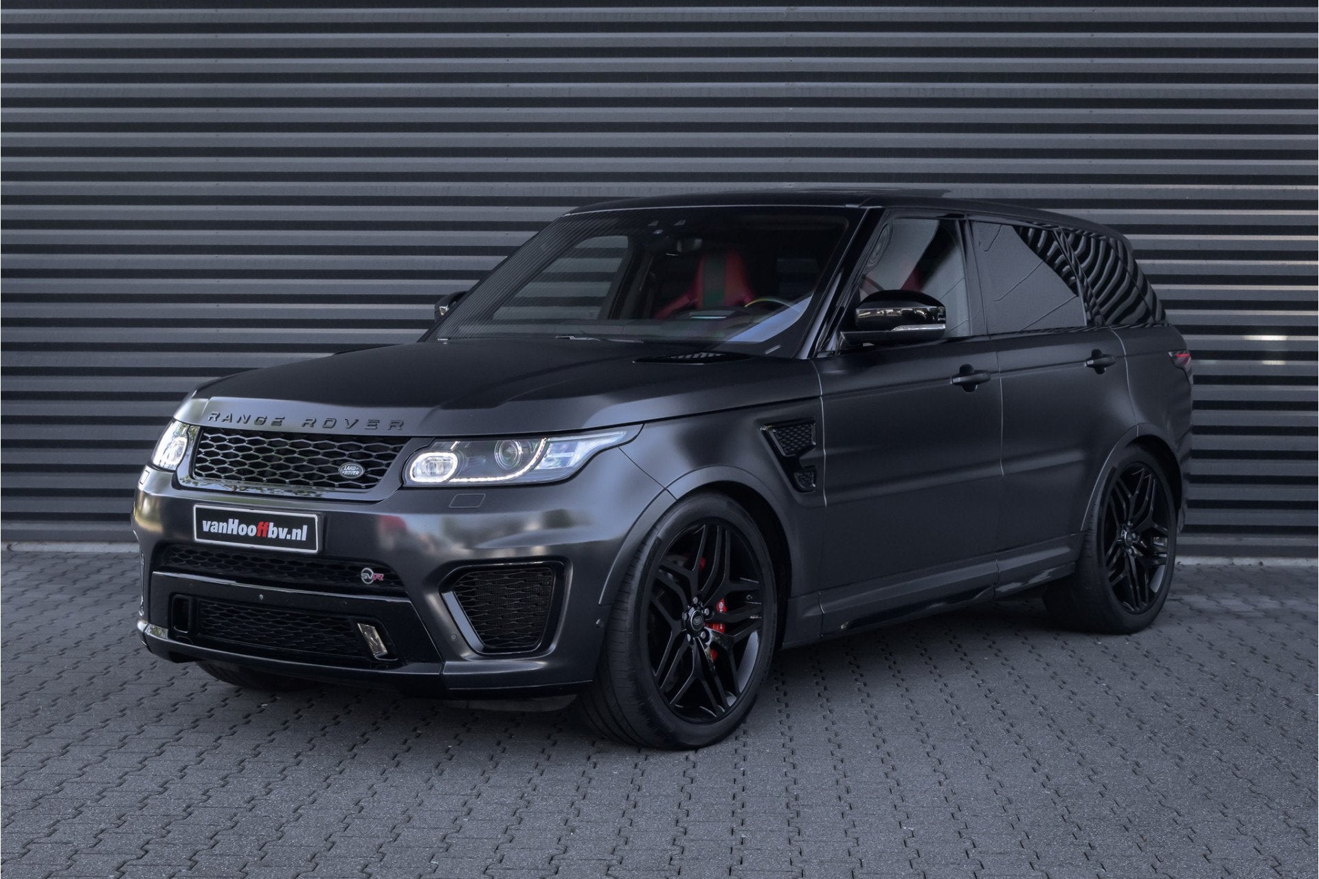 Land Rover Range Rover Sport 5.0 V8 Supercharged SVR - Stand, Auto's, Automaat, 3000 kg, Vierwielaandrijving, 750 kg