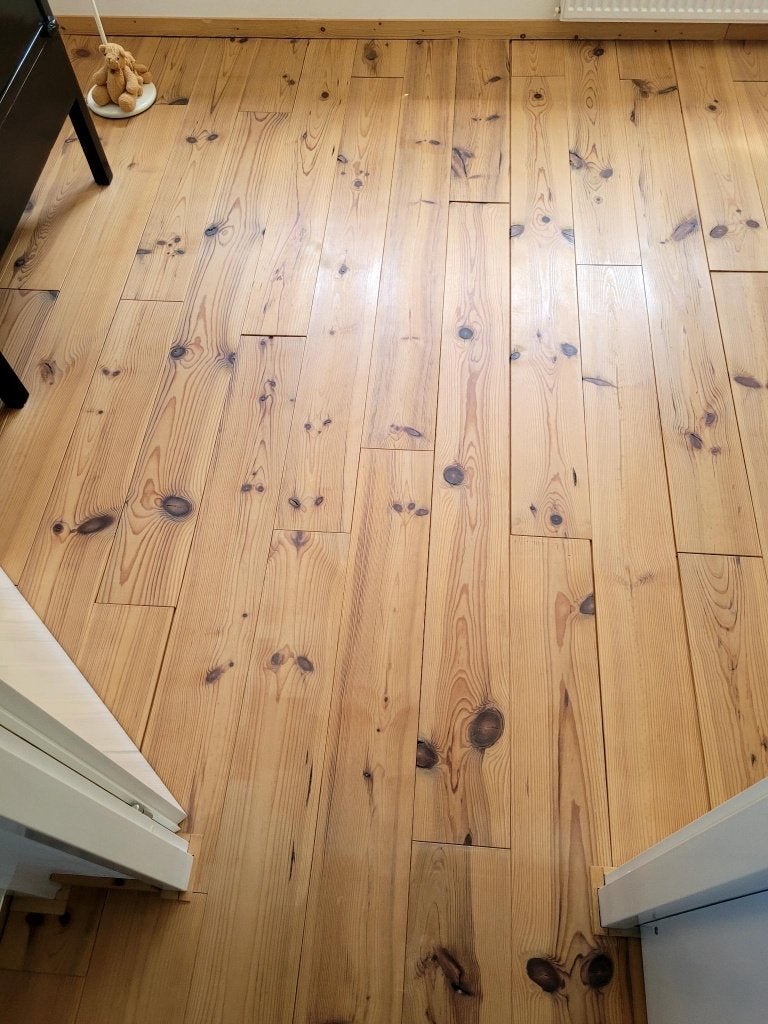 70 m2 | Rustieke houten vloer in goede conditie, Ophalen, Gebruikt, Vloerdelen of -planken, 10 m² of meer