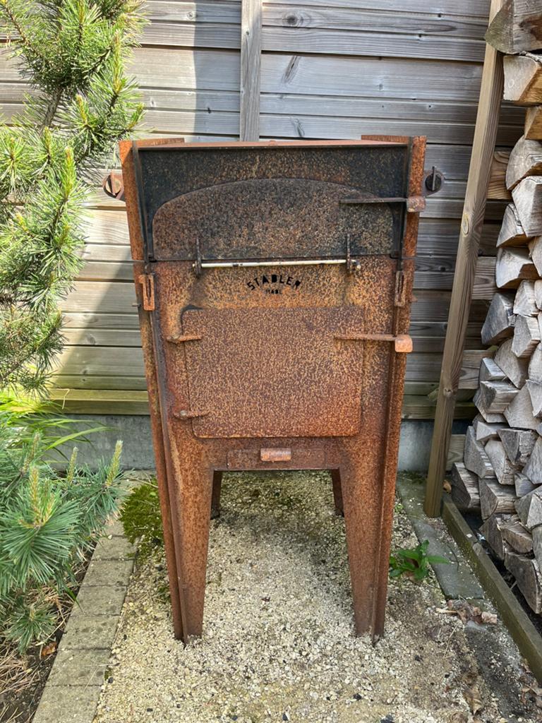 Stadler made barbecue (bbq), Ophalen, Gebruikt, Met accessoires
