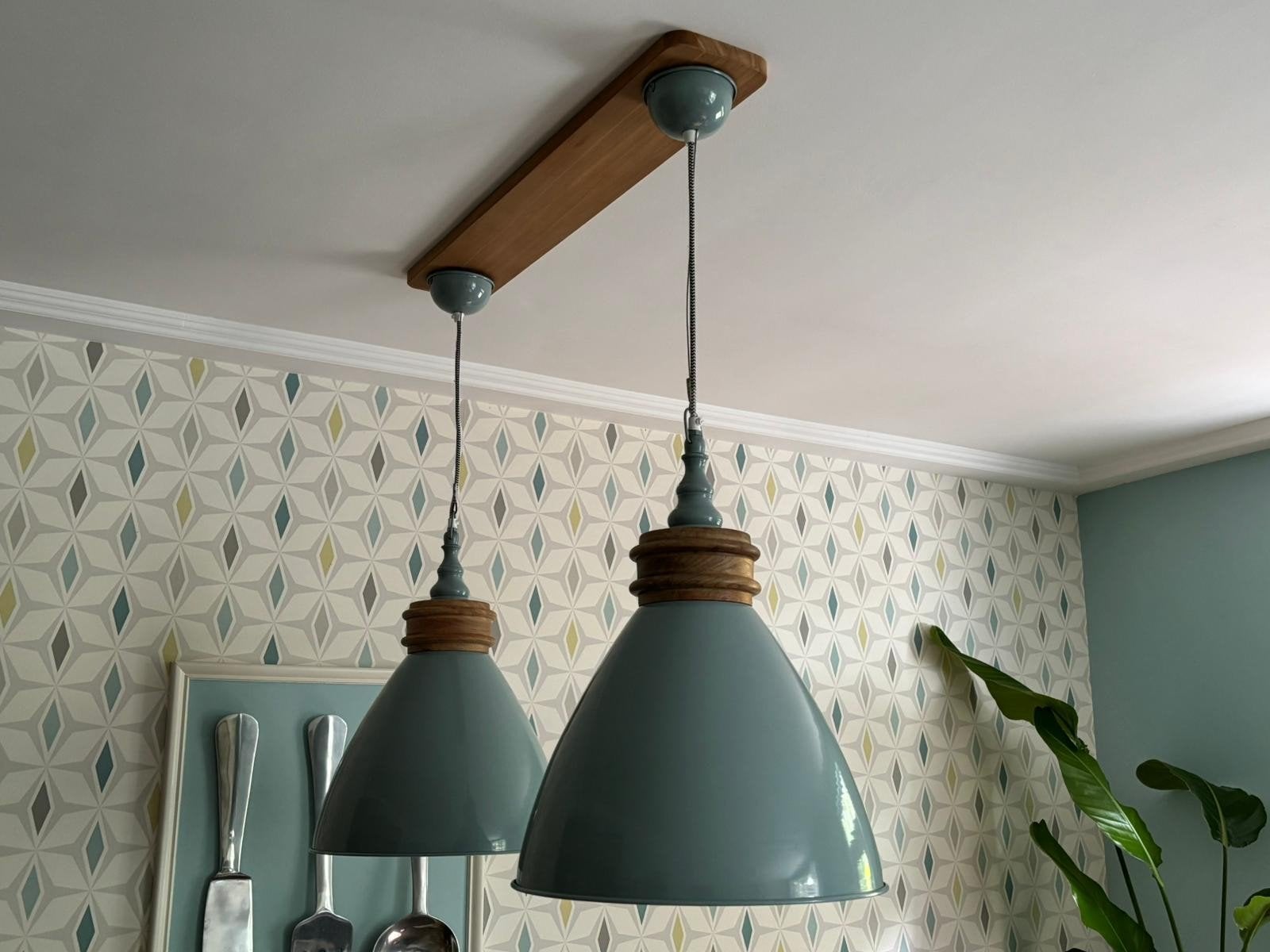 Hanglampen set - 2 stuks - groen/Hout, Huis en Inrichting, Lampen | Hanglampen, Gebruikt, Ophalen of Verzenden, Hout, Modern, Scandinavisch