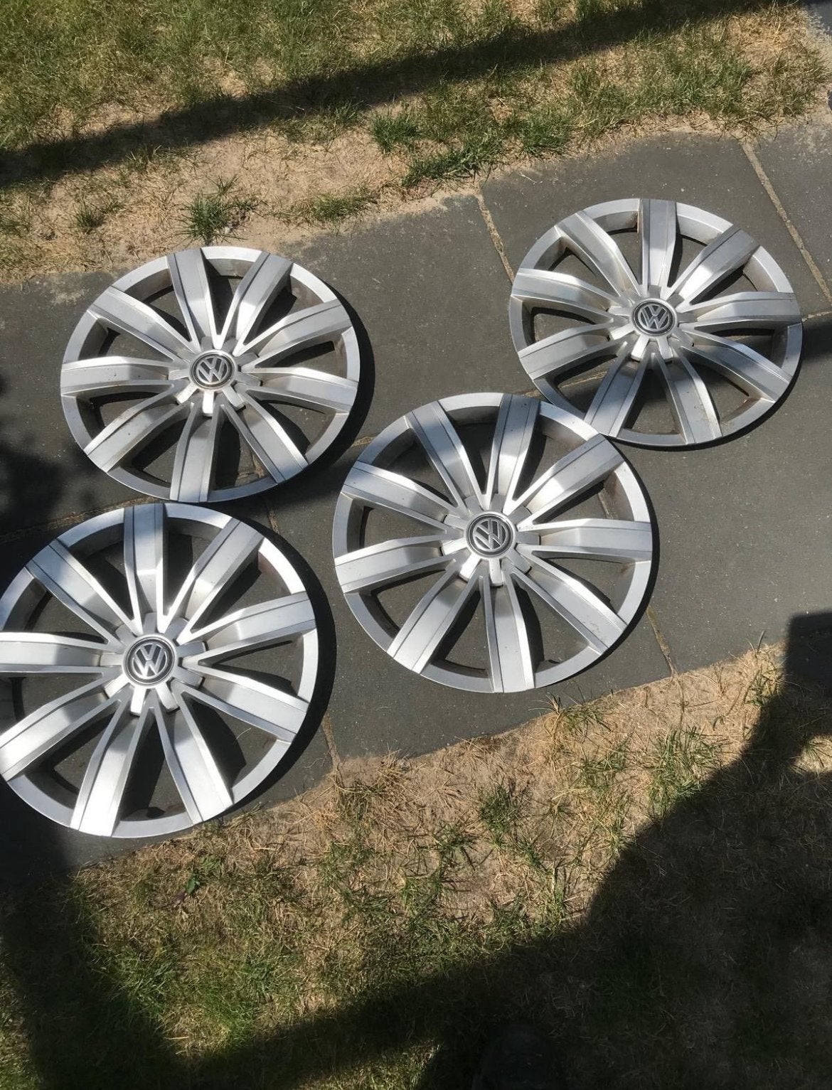 18 inch Set van 4 Volkswagen wieldoppen, Auto diversen, Wieldoppen, Ophalen of Verzenden, Gebruikt
