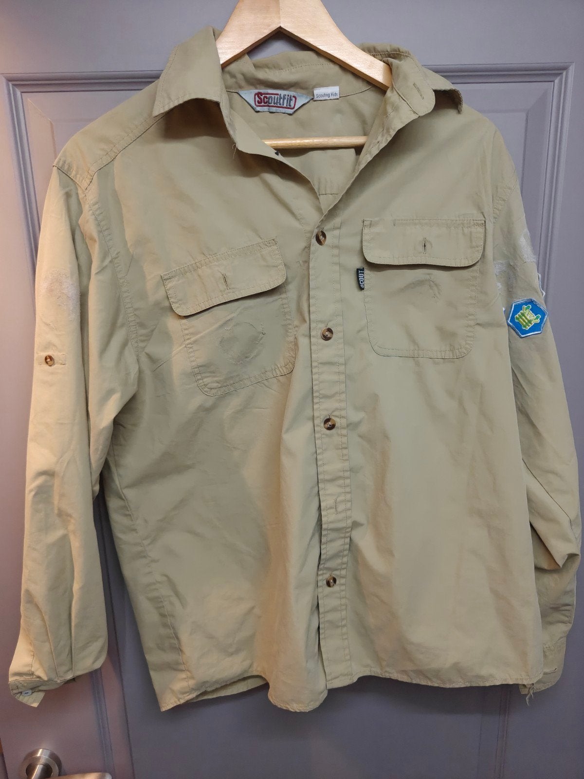 Scoutfit Scouting blouse maat 176 met insignes, Ophalen of Verzenden, Gebruikt, Kleding