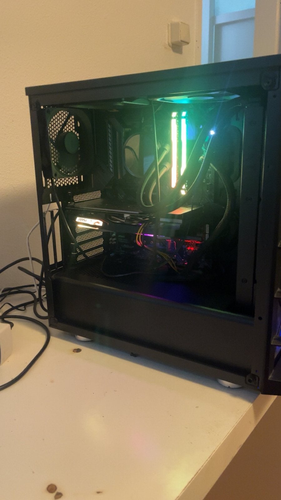 Krachtige goedkope gaming pc met 240 fps op fortnite, Computers en Software, Ophalen, Zo goed als nieuw, Gaming
